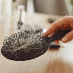 Haarausfall im Herbst: Diese zwei Getränke sind jetzt perfekt für Ihre Haare