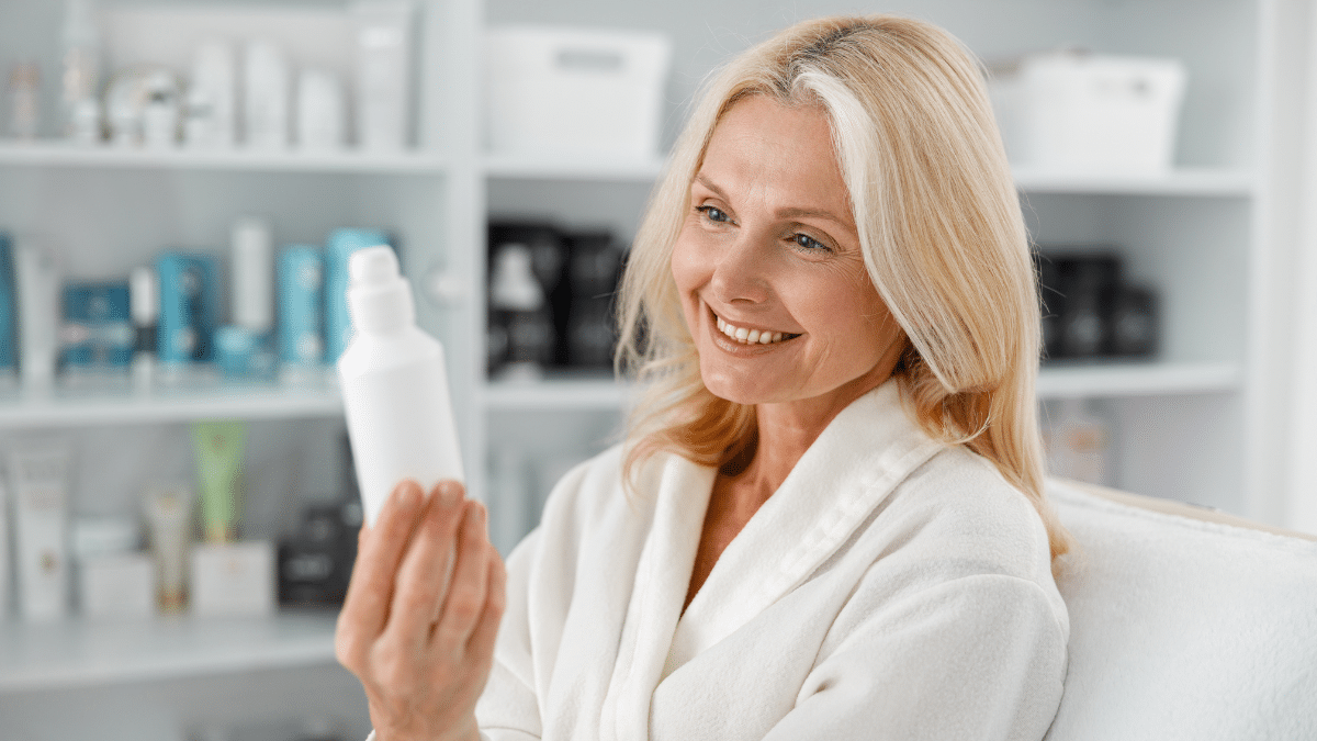 Meno Balance Shampoo für Frauen über 50: Spezielle Haarpflege gegen Haarausfall und Juckreiz